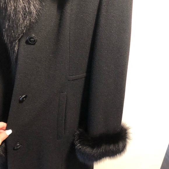 M R APPAREL GROUP EXCLUSIVELY AT NORDSTROM - Picture 2 of 8